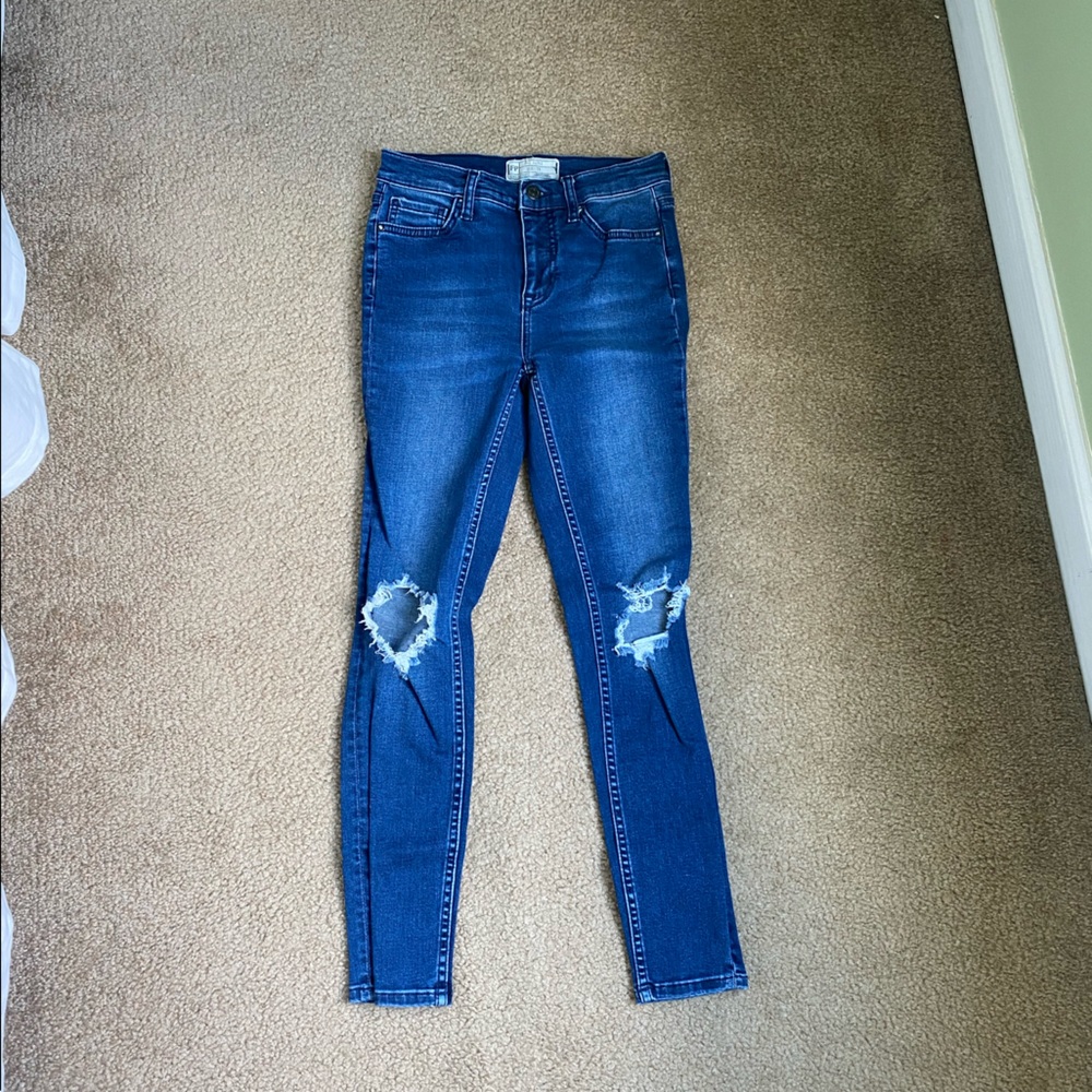 🦋 FREE PEOPLE DISTRESSED JEANS
